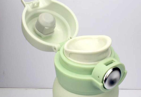 真空保溫杯泡茶及沖牛奶等正確方法