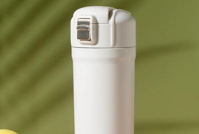 女人如何使用保溫杯進行養生